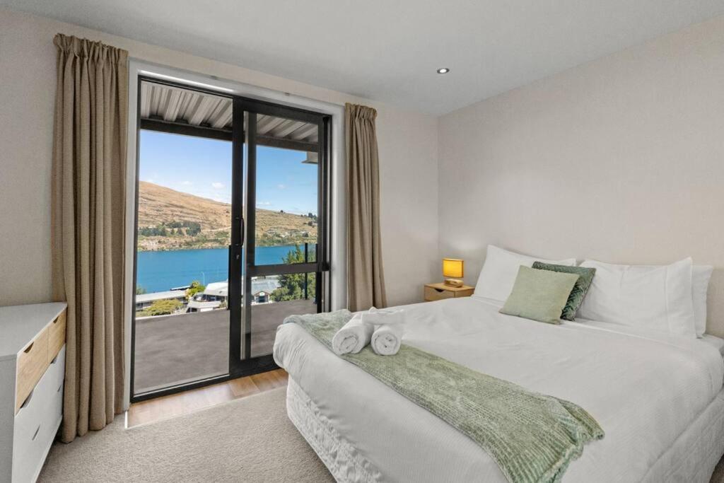 4 Bedroom Stunning Modern Family Home Queenstown Exteriör bild